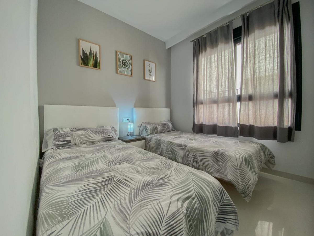 Higuericas 411 - Planta Baja - Vista Piscina - Cerca Playa Appartement Pilar de la Horadada Buitenkant foto